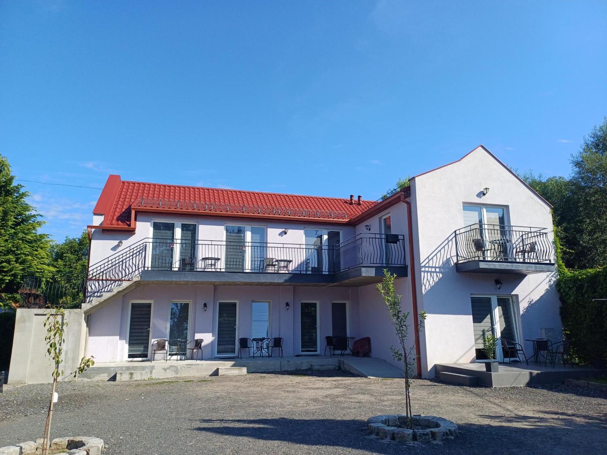 Gosciniec Solan Hotel Jeleniow Exterior foto