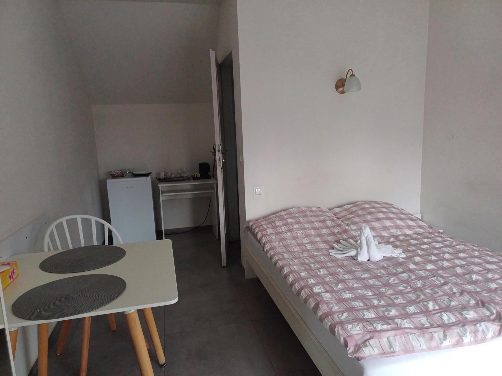 Gosciniec Solan Hotel Jeleniow Exterior foto